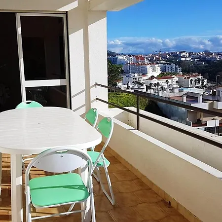Spacious In With Sea View Apartment Nazare