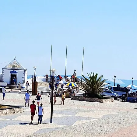 Apartment Spacious In With Sea View